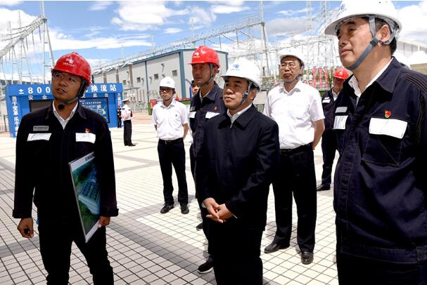 南方電網(wǎng)公司董事長(zhǎng)、黨組書記孟振平赴云南調(diào)研