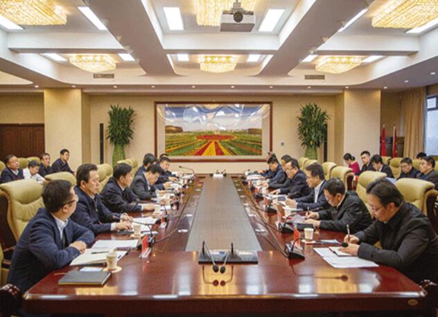 內(nèi)蒙古電力（集團(tuán)）公司董事長、黨委書記賈振國帶隊(duì)赴鄂爾多斯地區(qū)調(diào)研