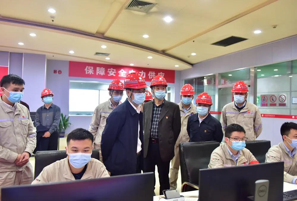 華銀電力賀子波、陳自強(qiáng)一行到湘潭發(fā)電公司調(diào)研