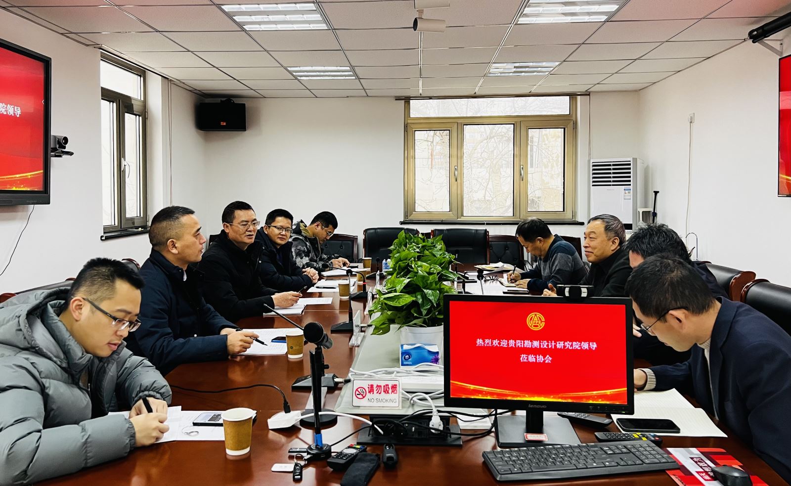 中國電力規(guī)劃設(shè)計(jì)協(xié)會李愛民與中國電建貴陽院、國網(wǎng)江蘇電力設(shè)計(jì)咨詢公司領(lǐng)導(dǎo)座談交流