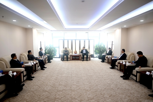 中國(guó)電建黨委常委、副總經(jīng)理王小軍會(huì)見(jiàn)大理州委副書(shū)記肖創(chuàng)勇