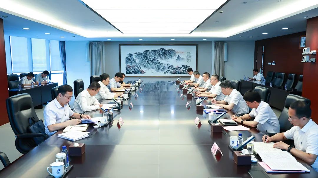 國家能源局黨組成員、副局長何洋到中國華電開展專題調(diào)研