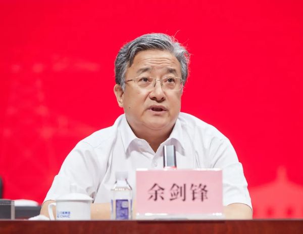中核集團黨組書記、董事長余劍鋒赴核工業(yè)學院天津校區(qū)指導工作