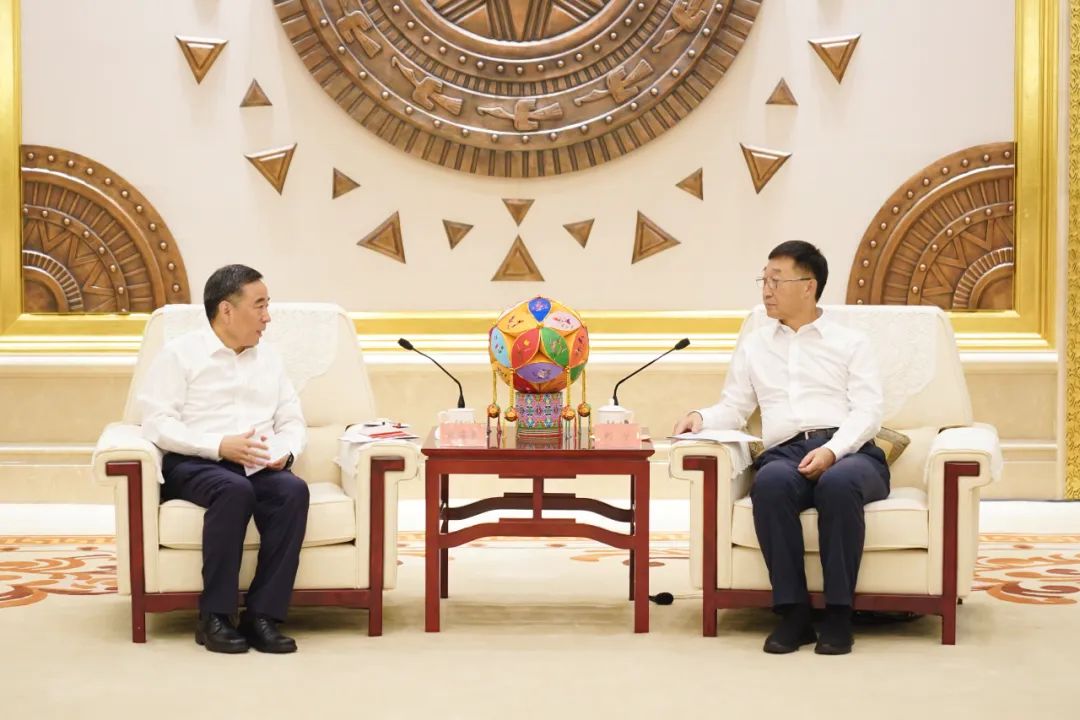 中國(guó)能建黨委書記、董事長(zhǎng)宋海良拜會(huì)廣西壯族自治區(qū)黨委書記劉寧