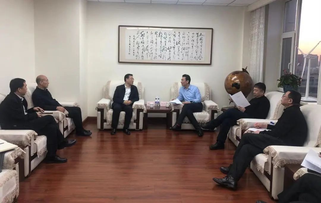 華電吉林公司黨委書(shū)記孫毅、黨委副書(shū)記鄭成杰拜會(huì)吉林省能源局黨組書(shū)記、局長(zhǎng)趙彥峰